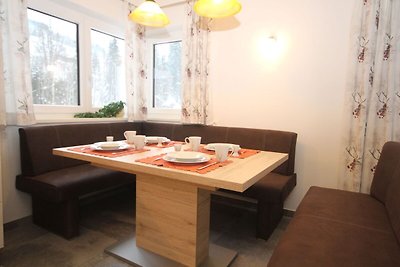 Malerisches Ferienhaus mit Terrasse in...
