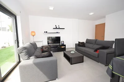 Modernes Ferienhaus mit privatem Pool