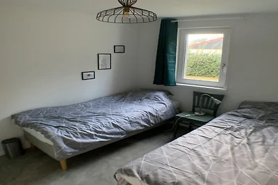 Renovierter Bungalow mit Garten für Familien