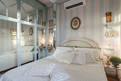 Penthouse mit Panoramaterrasse in Lucca