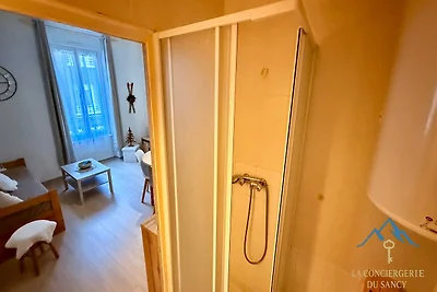 Hub vlakbij de dorpsbeek