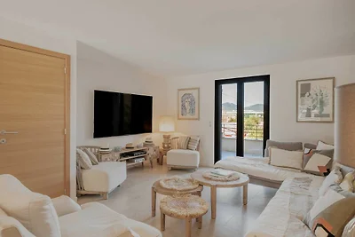 Klimatisierte Villa – 8 Schlafzimmer/17 Perso...