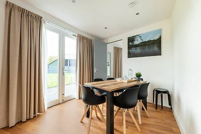 Modernes Ferienhaus in Goirle mit Sauna