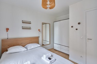 Neue Wohnung Boulogne gegenüber „Les...