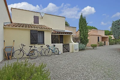 Villa con giardino privato a Saint-Cyprien