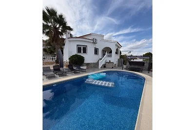 Costa Blanca Poolside Bliss