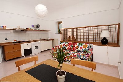 Urbane Holiday Home in the center of Procida ...