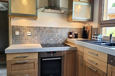 Chalet in Chavannes mit Bergblick