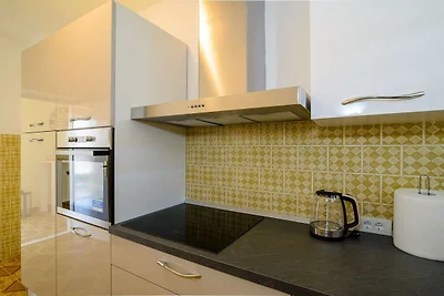 Modern Apartment Near Trogir Beach with Sea V...