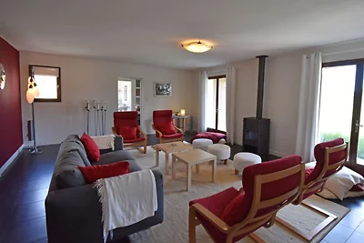 Villa con piscina riscaldata campo sportivo