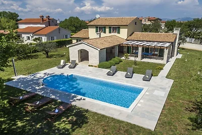 Villa in Barban mit Schwimmbecken
