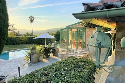 Affascinante casa vacanze a Mougins con...