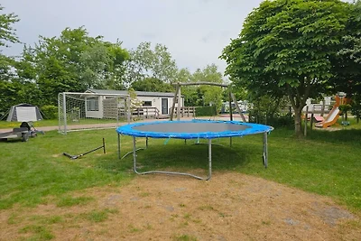 Cottage in Oostkapelle met zwembad