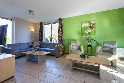 Villa für 14 Personen mit 6 Zimmern in Andijk