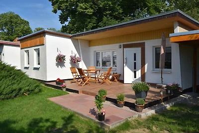 Bungalow in Boiensdorf met omheind terras