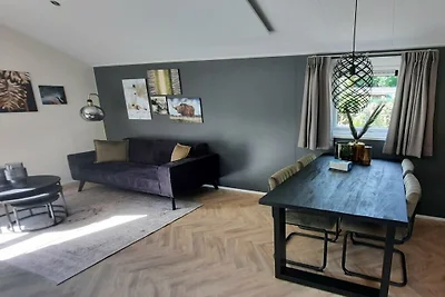 Ferienhaus in Maarn mit Terrasse