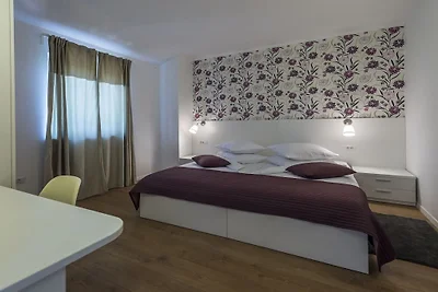 Villa in Porec mit Schwimmbecken