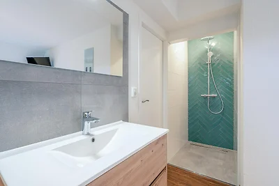 Charmante Villa in der Nähe von Meer und Wald