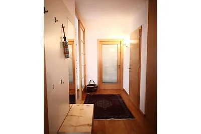 Wohnung in Lana mit Schwimmbecken