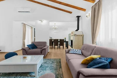 Villa in Tar mit Schwimmbecken