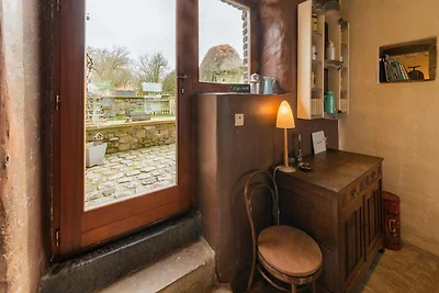 Casa vacanze a Tinlot vicino alla foresta