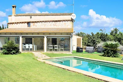 Villa a Muro con piscina e giardino di aranci