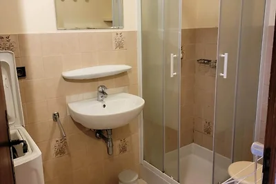 3 camere per 6 persone