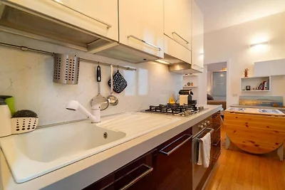 Isola Cozy Apartment