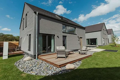 Scandi-Design Suite, Terrace