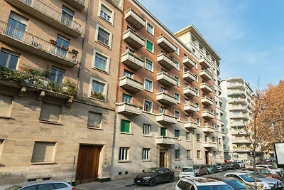 Wohnung in Torino mit Balkon und Parken