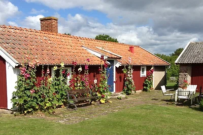 4 Persone case ad FÄRJESTADEN