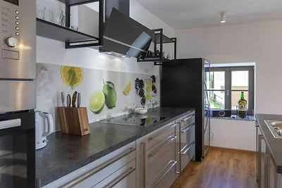 Mountain View Villa with Sauna and Hot-Tub - ...