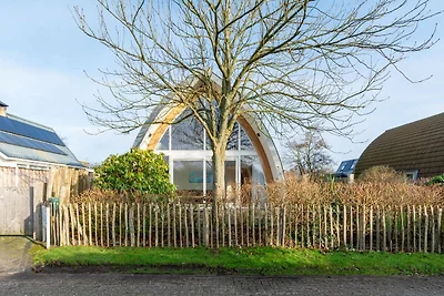 Schöne Villa für 8 Personen mit Whirlpool