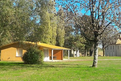 Bellissimo gîte con terrazza a Sauzé-Vaussais