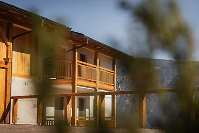 Fattoria a Lana con barbecue e Wi-Fi