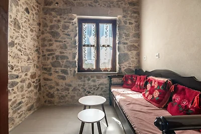 Villa in Chania mit Pool und Bergblick