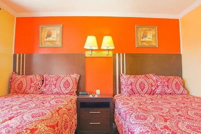 1 Letto Matrimoniale E 1 Letto Completo