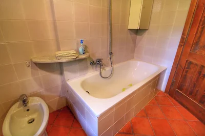 Allettante Agriturismo a Ortignano con...