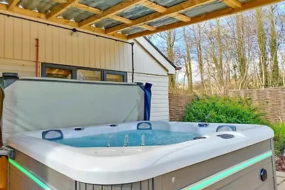 Hütte in Devon mit Pool und Landschaftsblick
