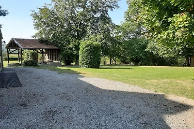 Jugendfreundliches Ferienhaus mit Platz