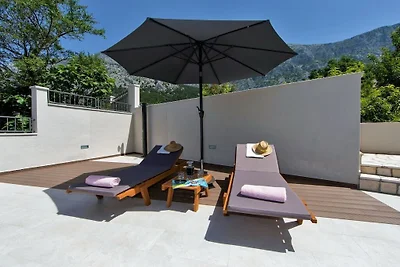 Villa Silencio mit Pool