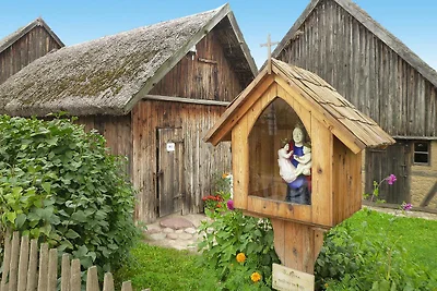 Casa in legno a Debki vicino al Baltico