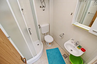 Apartments Nodilo - One Bedroom Apartment wit...