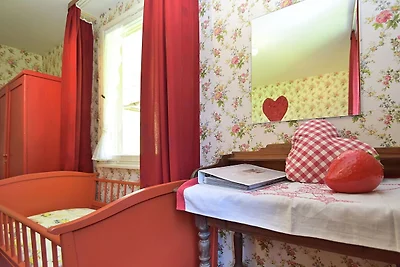 Ferienwohnung im Landhausstil mit Garten