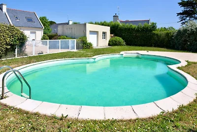 Haus in Penmarch mit Pool und Garten