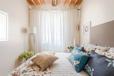 Lucca Apartment in Heart of Tuscany