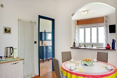 Schönes Ferienhaus in Moncucco Torinese mit...