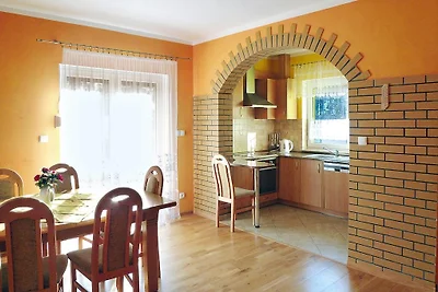 Casa vacanze per 10 persone, vicino al lago
