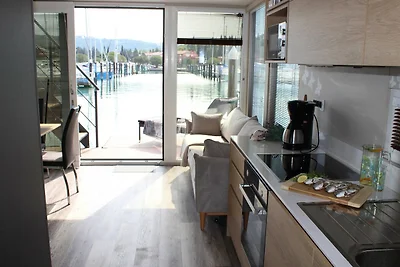 The Seaborn Residence - Two Bedroom Floating...