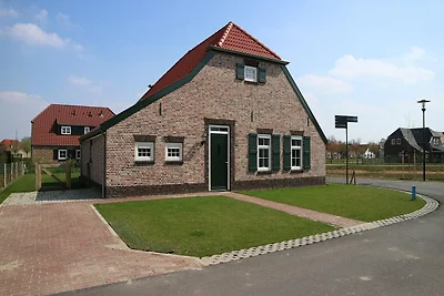 Fraai vakantiehuis met luxe BBQ, in Limburg